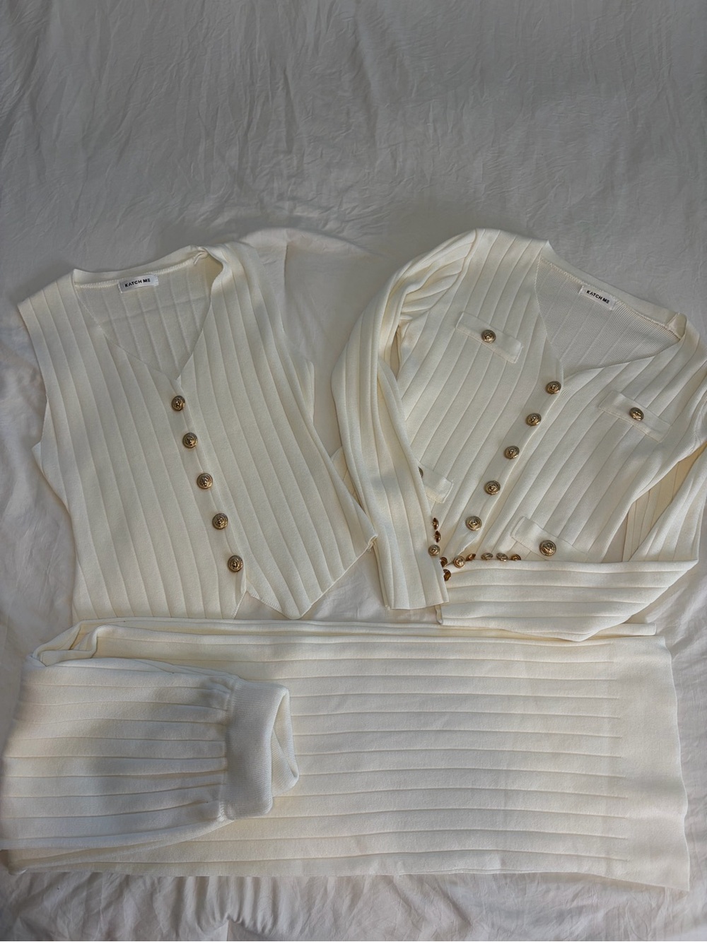 Cream Ribbed Button Cardigan Set with Gold-Tone Buttons - Picture 3 of 6